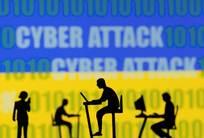Ukrayna'nın 'siber timine' kısa sürede dünyanın dört bir yanından binlerce hacker katıldı.